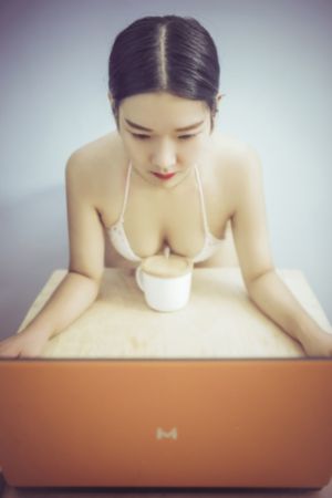 麻将台上淫