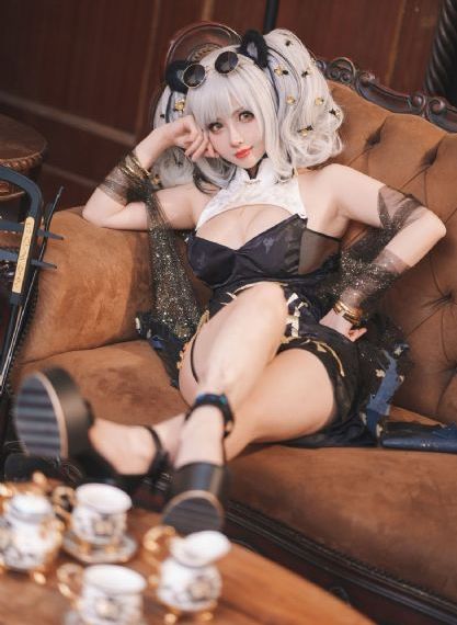 年轻的女教师2完整版